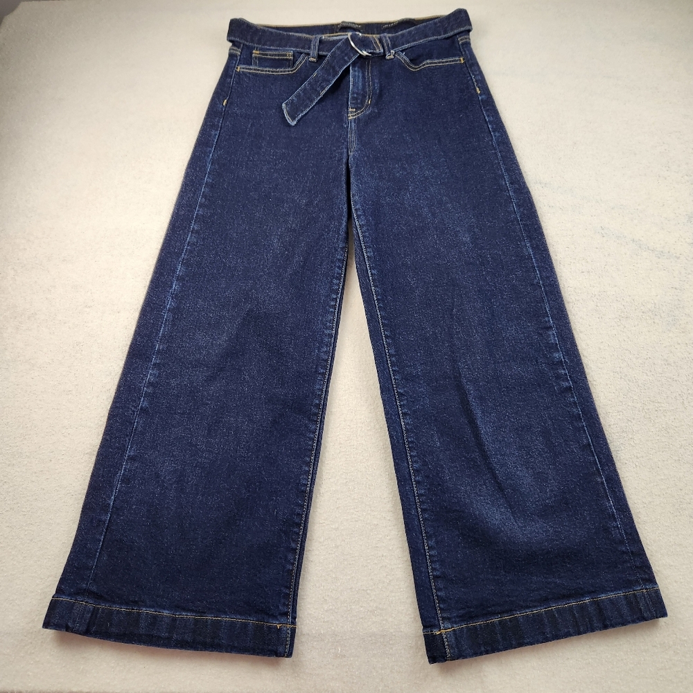 Women's Wide-Leg Blue Jeans with Belt